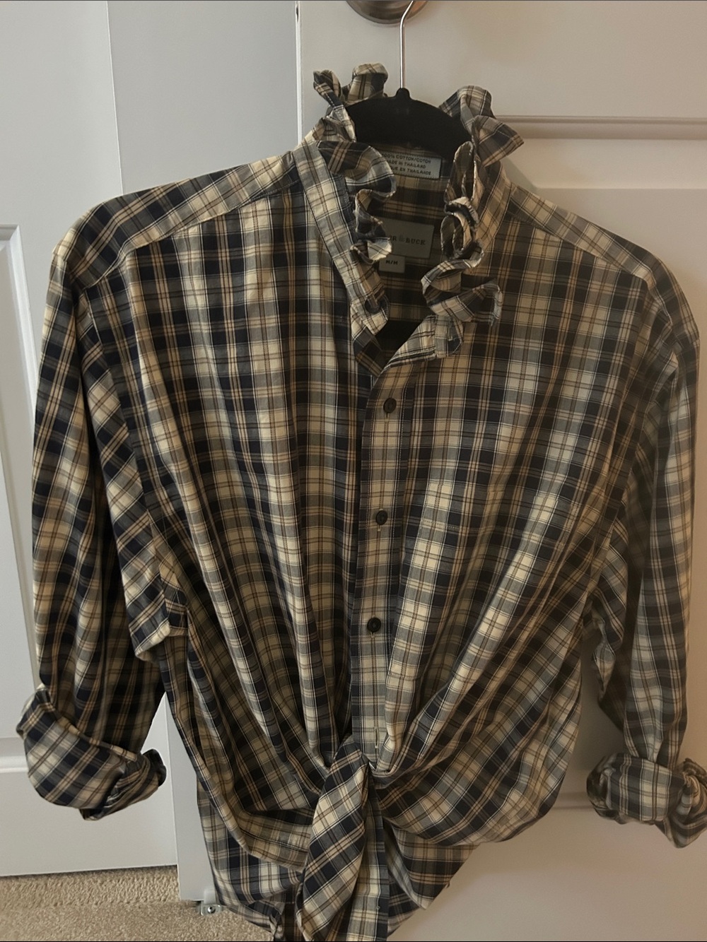 Cutter & Buck Plaid Shirt in Black, Gold & Cream plaid. Ruffled collar.